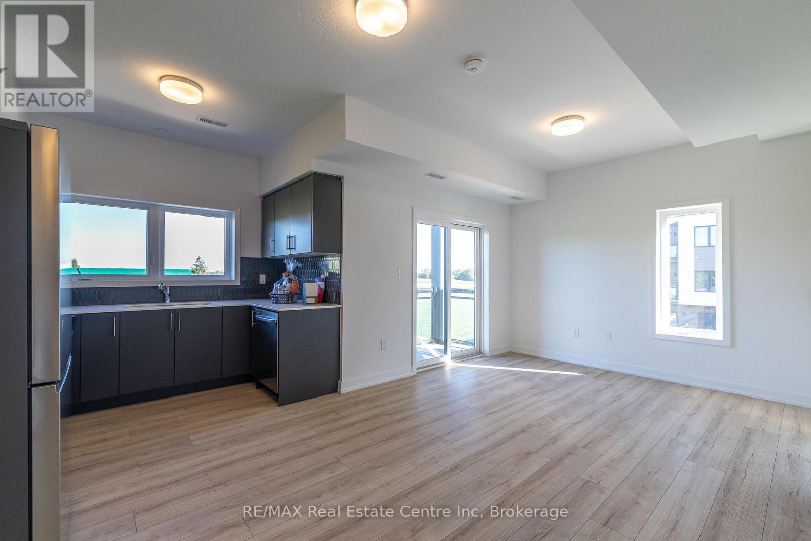 940 St.David Unit 60 photo 3