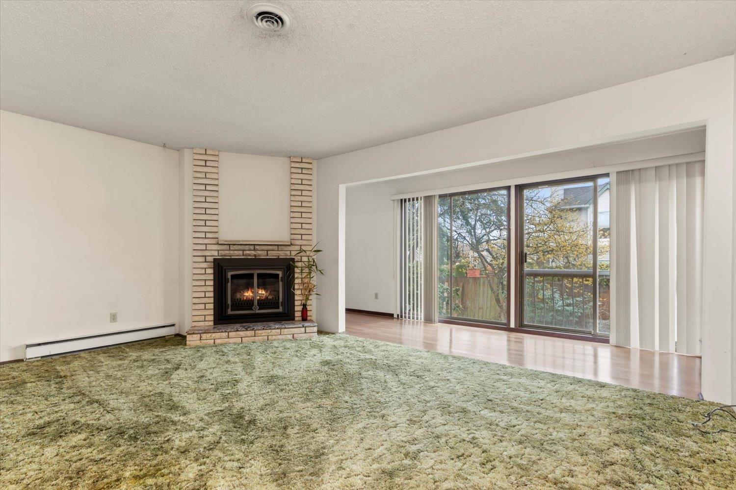 1 9446 HAZEL STREET, Chilliwack Proper East, Chilliwack