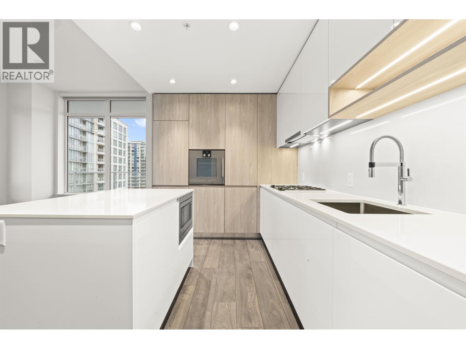 601 6200 MINORU BOULEVARD - Photo 3 of 36, Richmond, British Columbia