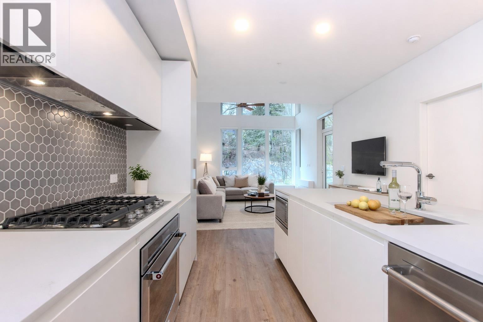 610 1504 SCOTT CRESCENT, Squamish