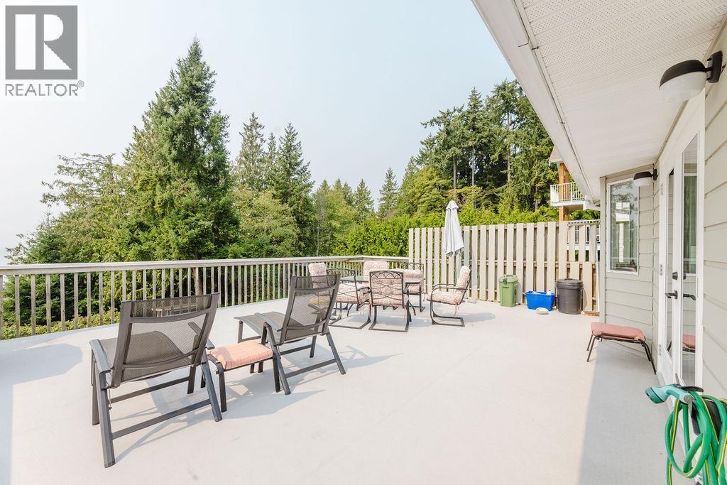 341 HARRY ROAD, Gibsons