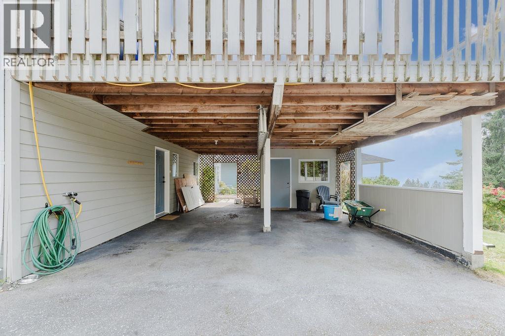 341 HARRY ROAD, Gibsons