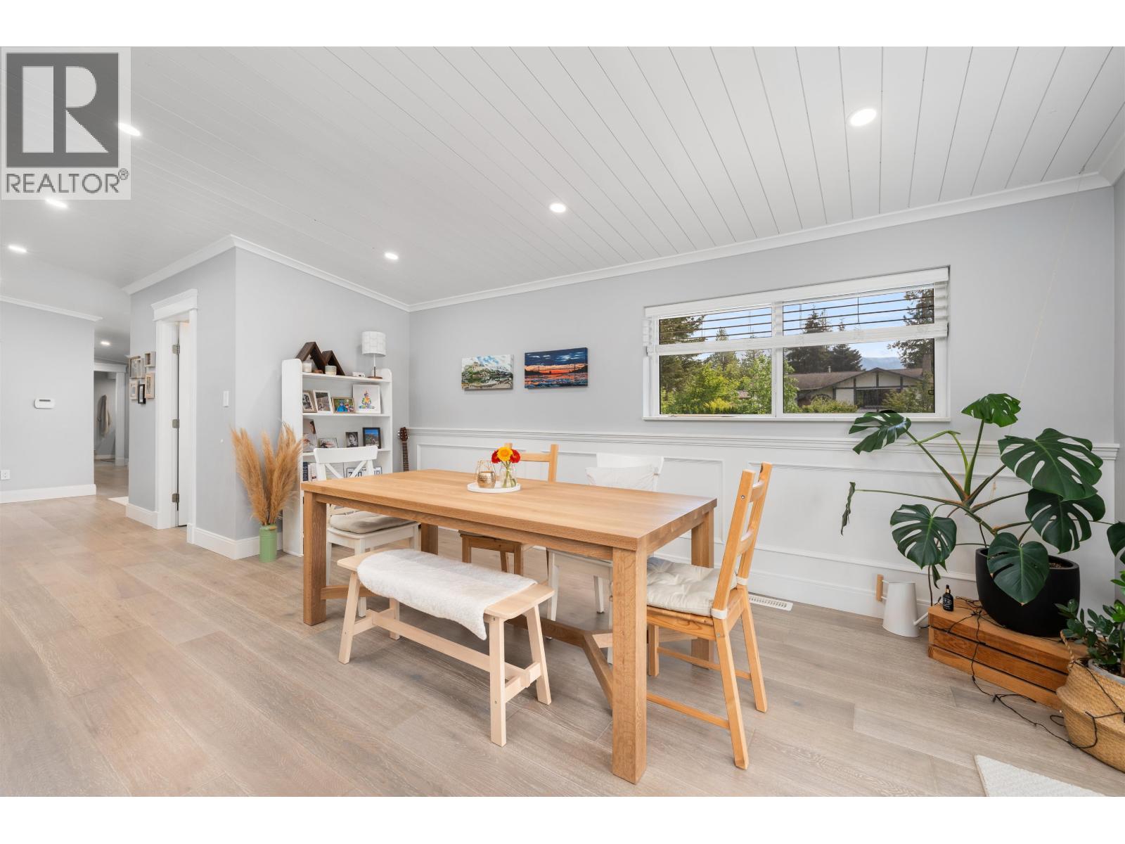 2361 FRIEDEL CRESCENT, Squamish