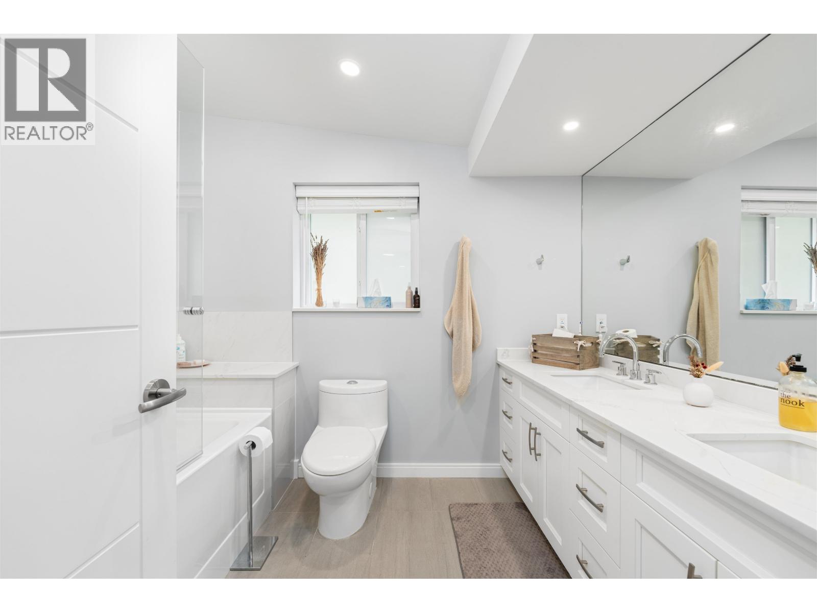 2361 FRIEDEL CRESCENT, Squamish