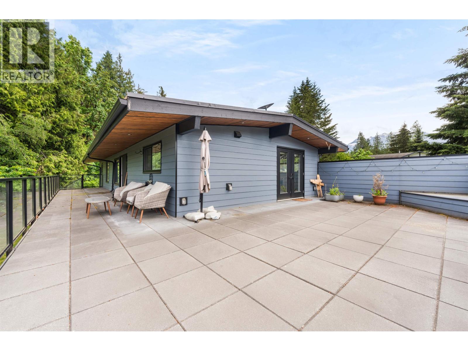 2361 FRIEDEL CRESCENT, Squamish