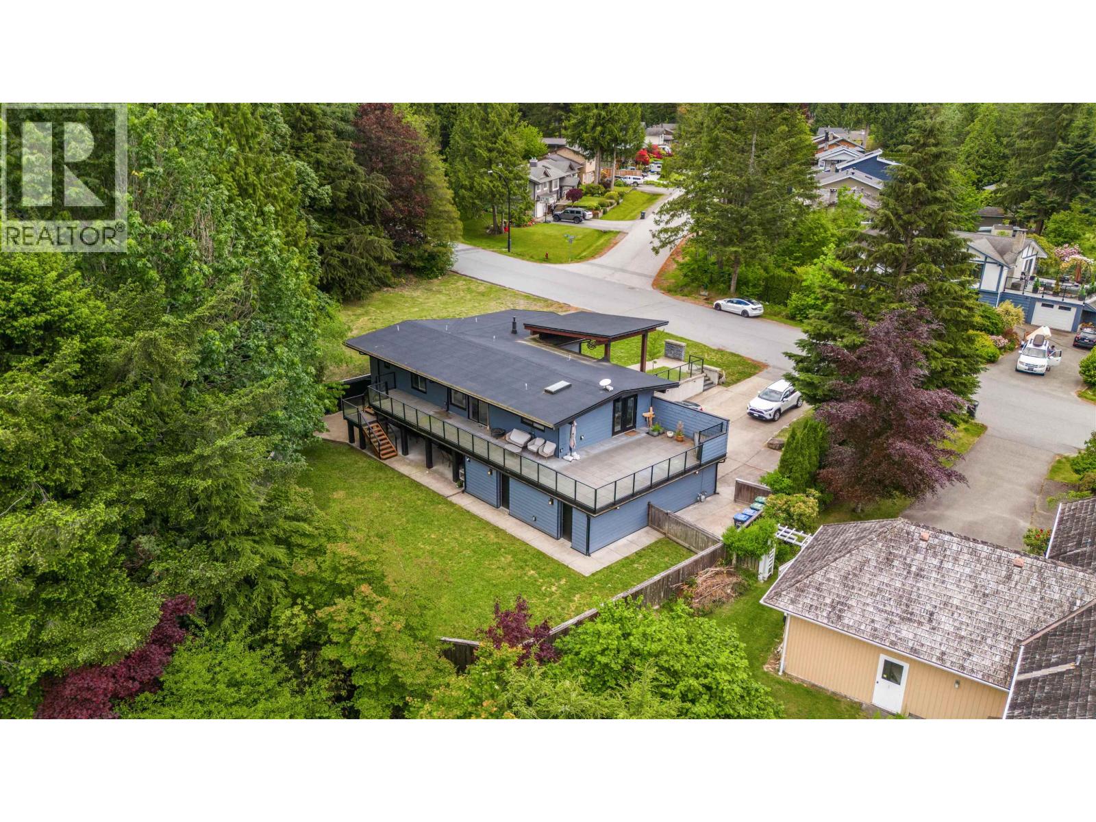 2361 FRIEDEL CRESCENT, Squamish