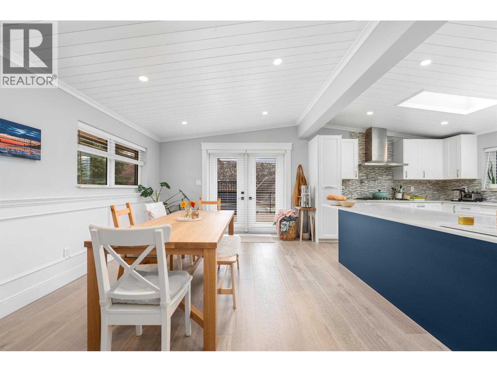 2361 FRIEDEL CRESCENT, Squamish