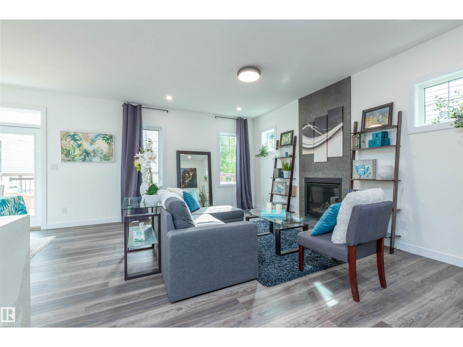 17 Sunbury PL, Sherwood Park