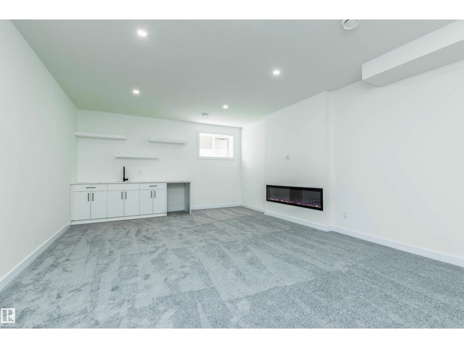 17 Sunbury PL, Sherwood Park