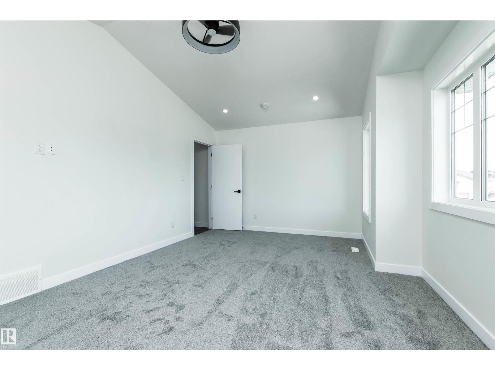 17 Sunbury PL, Sherwood Park