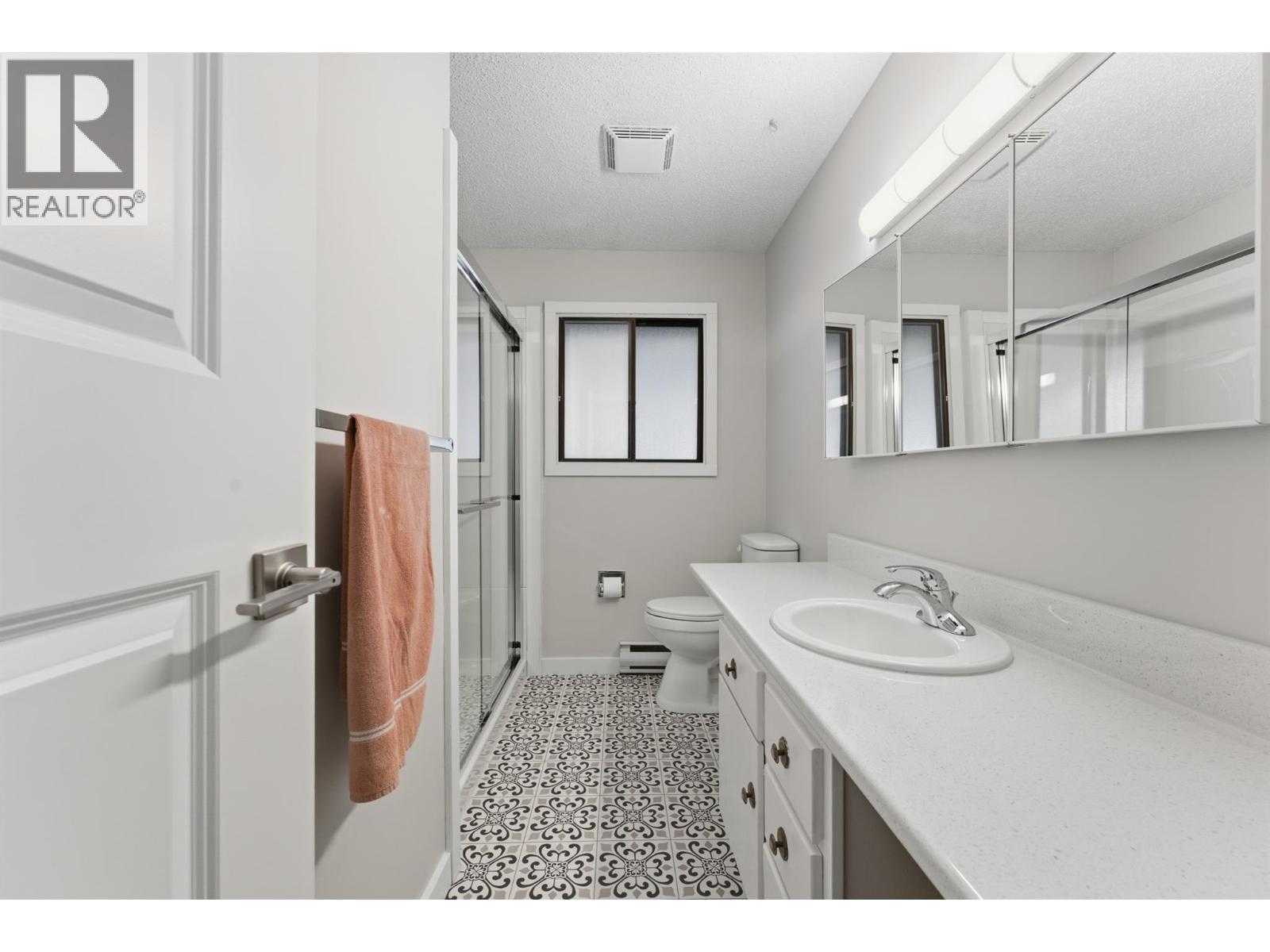 2289 Hayden Place, Armstrong