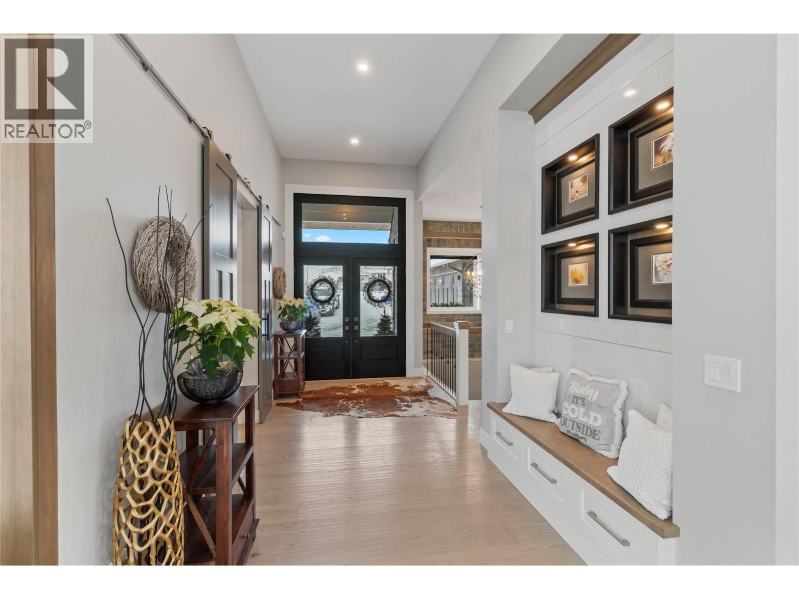 608 Mt Ida Crescent - 4