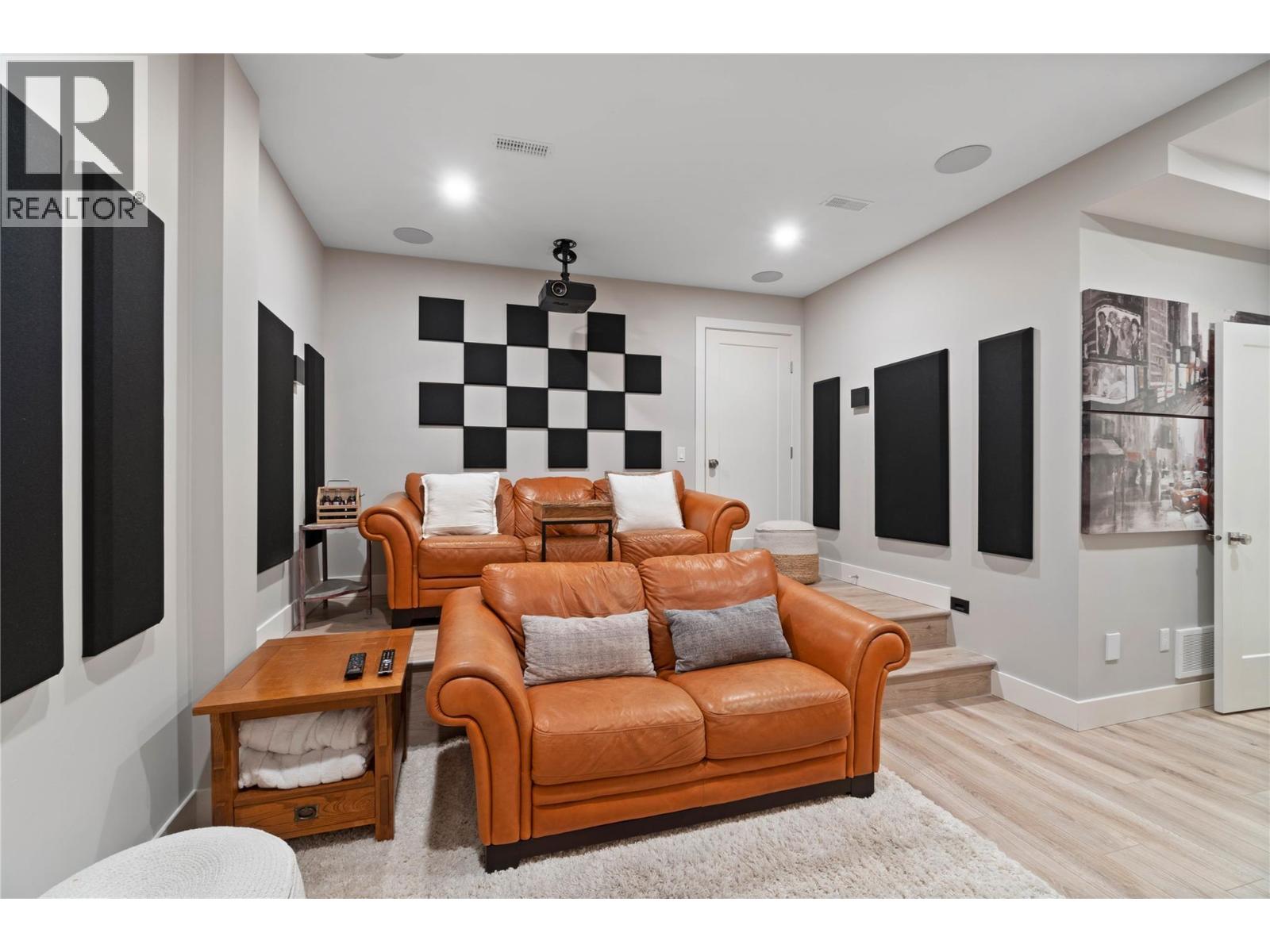 608 Mt Ida Crescent - 36