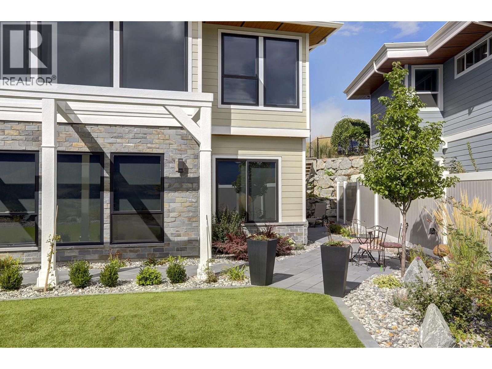 608 Mt Ida Crescent - 50