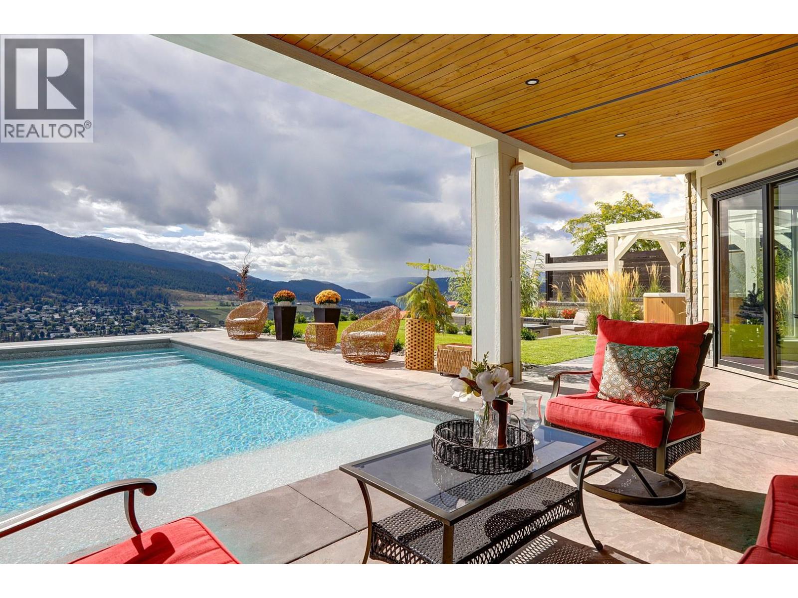608 Mt Ida Crescent - 41