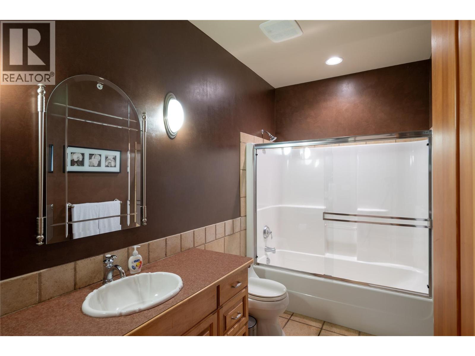 585 Coyote Drive, Kamloops