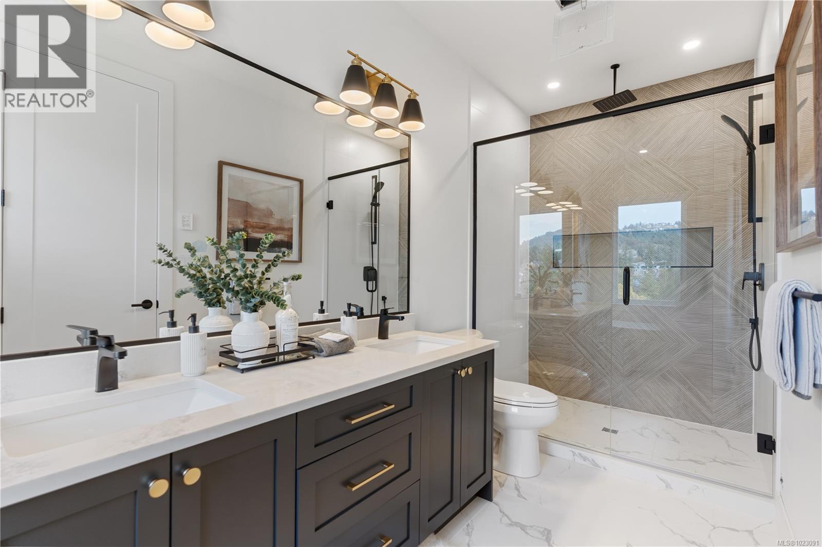  613 Madrona Place, Langford