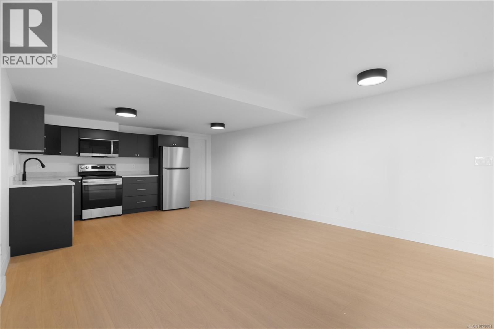  613 Madrona Place, Langford