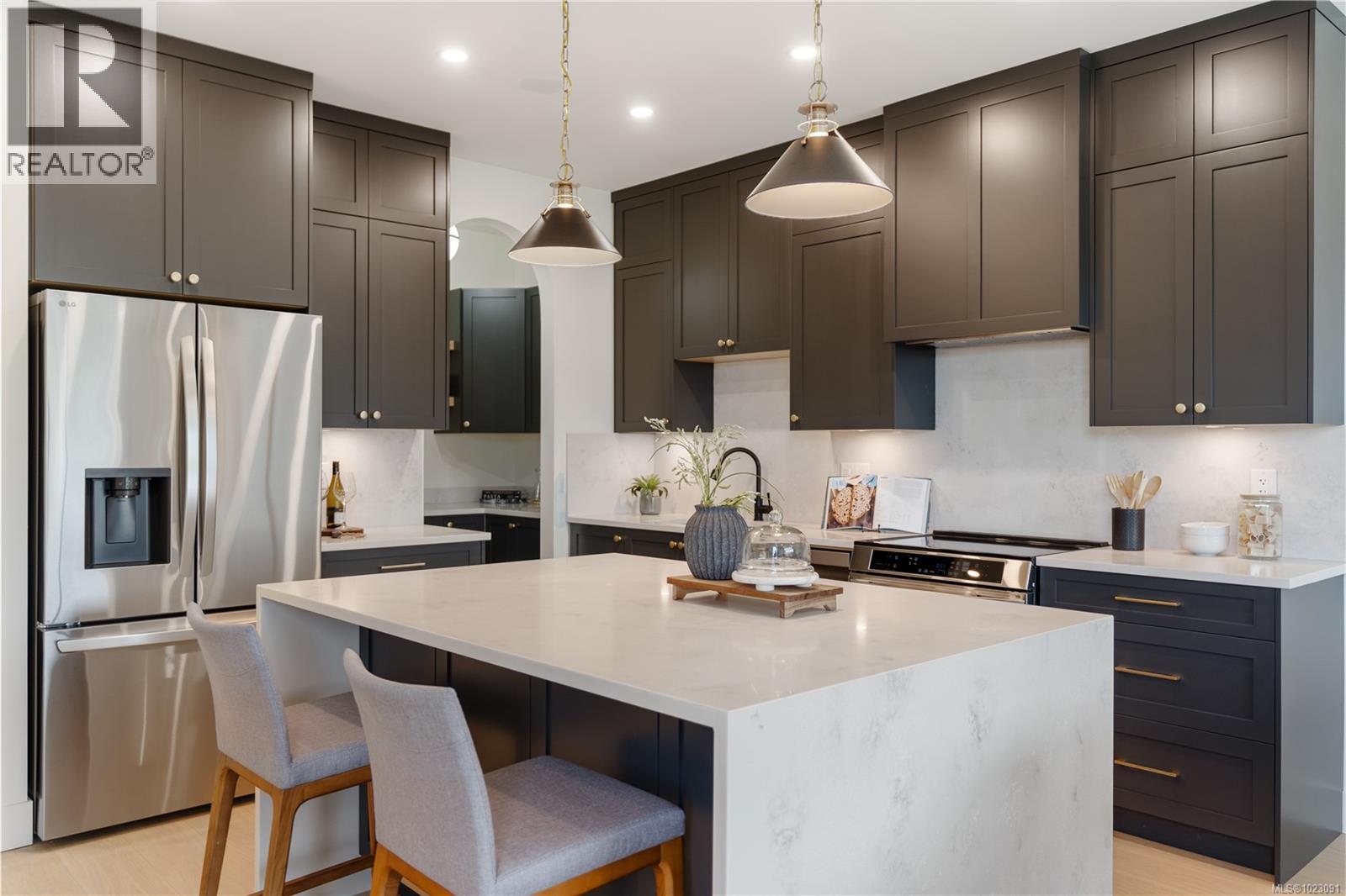  613 Madrona Place, Langford