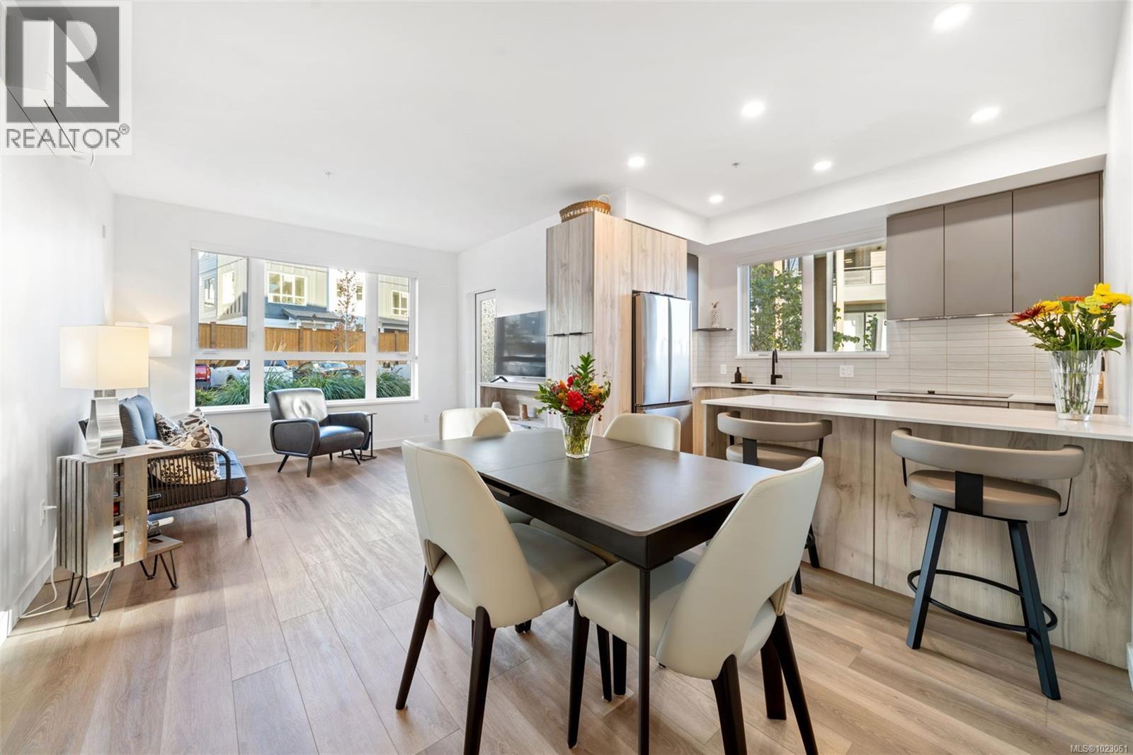 100 3564B Ryder Hesjedal Way, Colwood