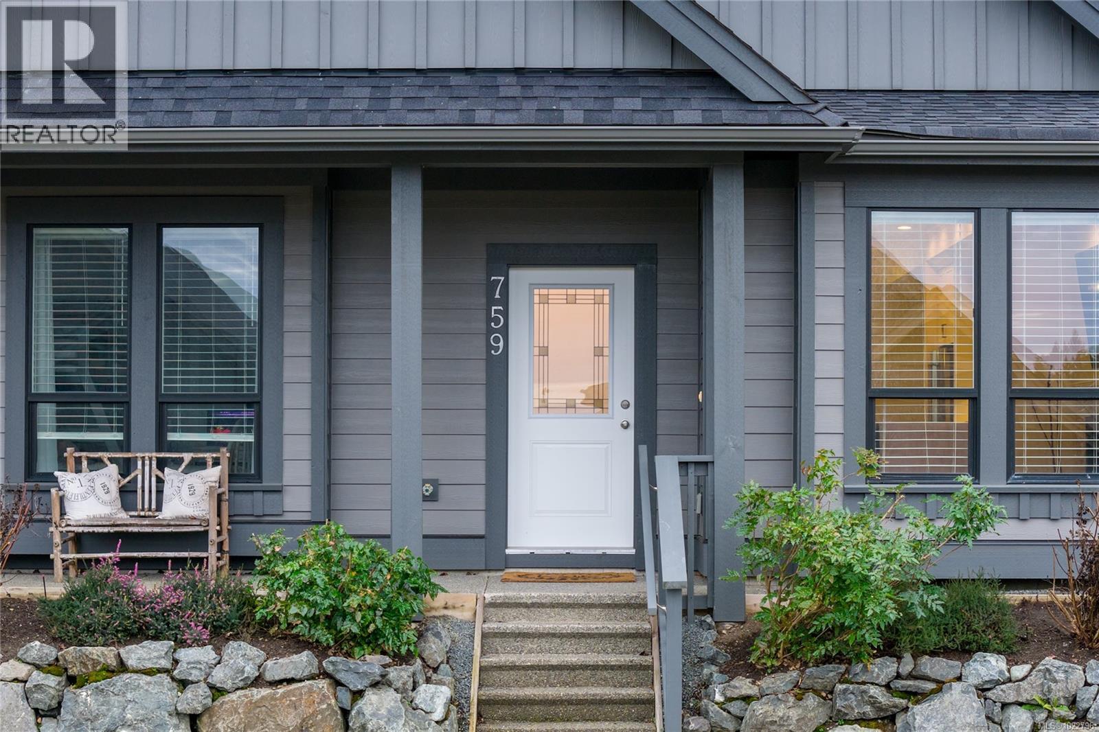 759 Briarwood Dr, Parksville