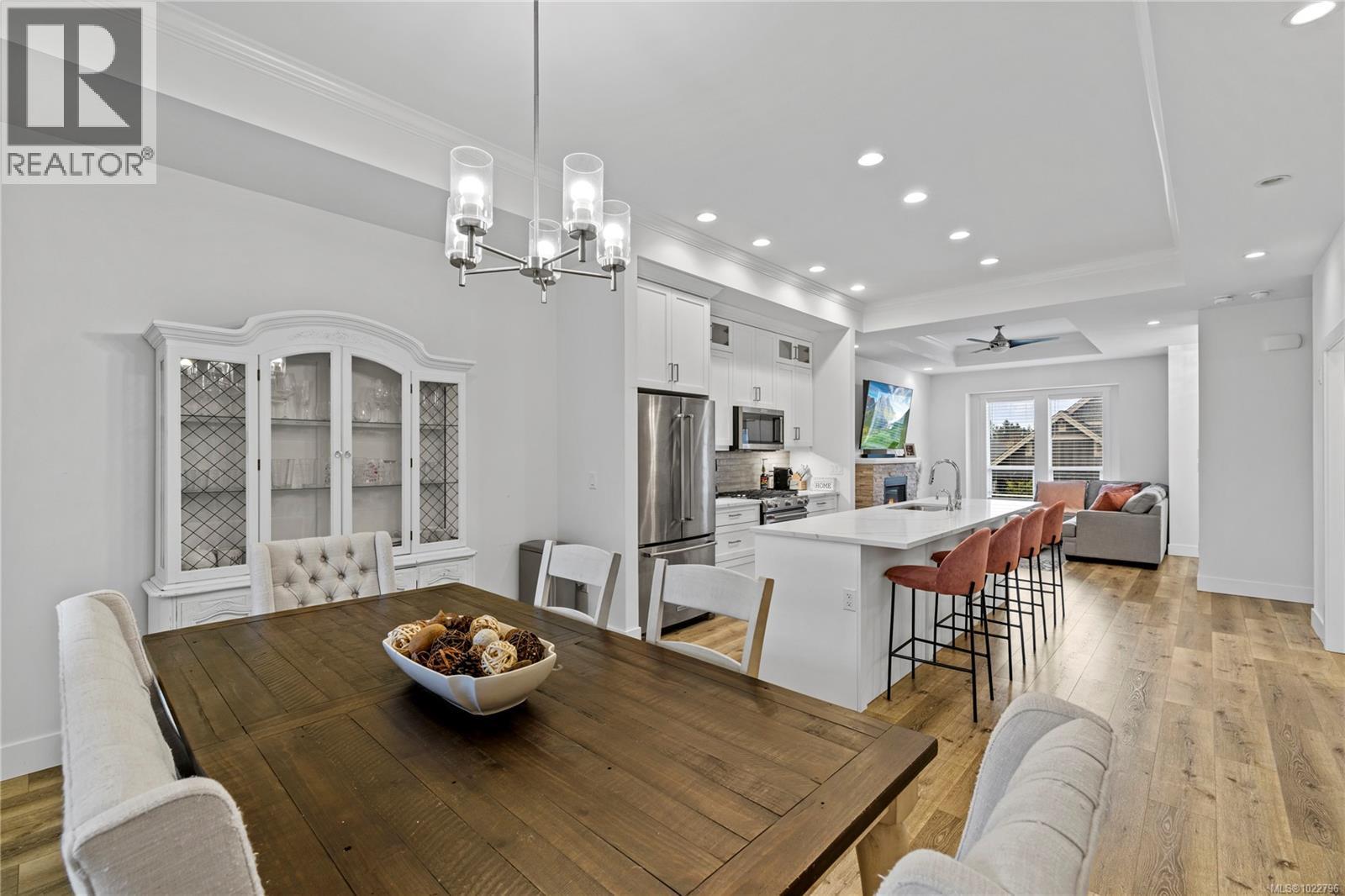 759 Briarwood Dr, Parksville