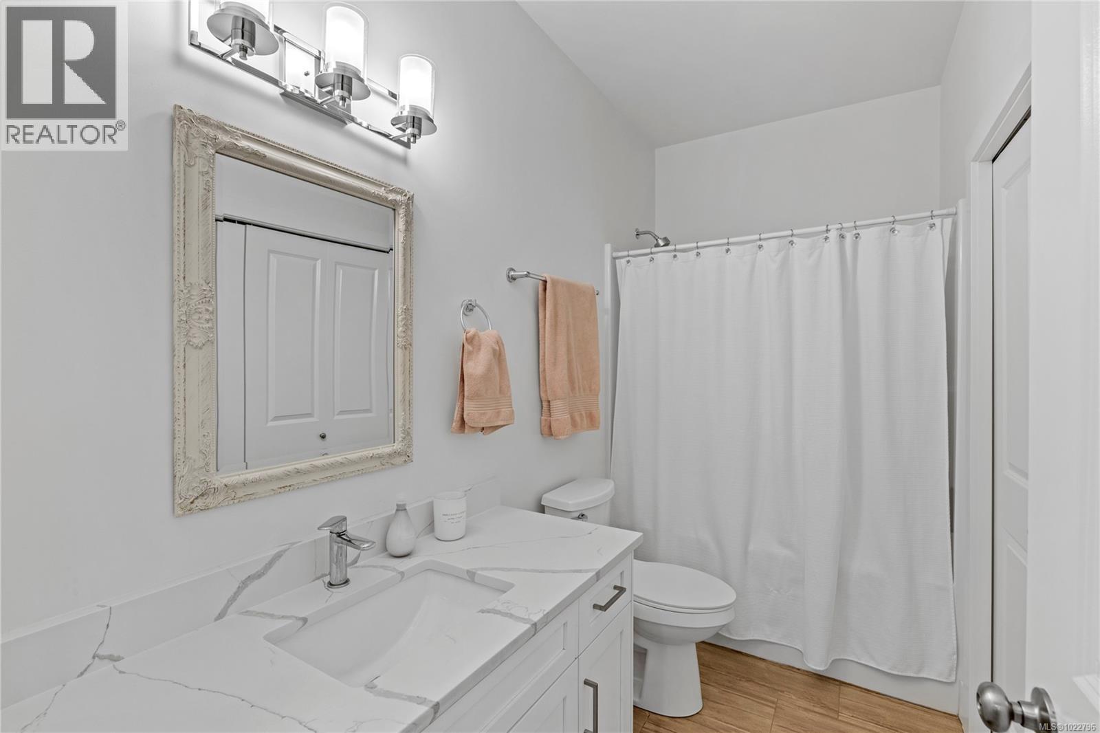 759 Briarwood Dr, Parksville