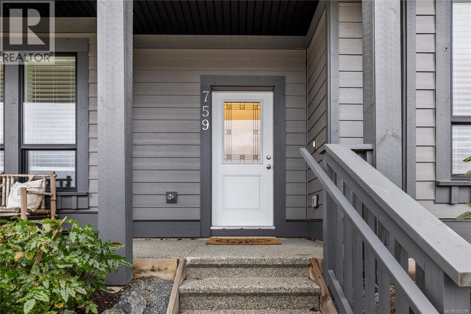 759 Briarwood Dr, Parksville