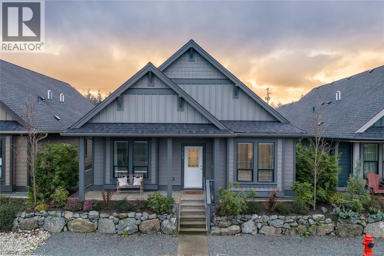 759 Briarwood Dr, Parksville