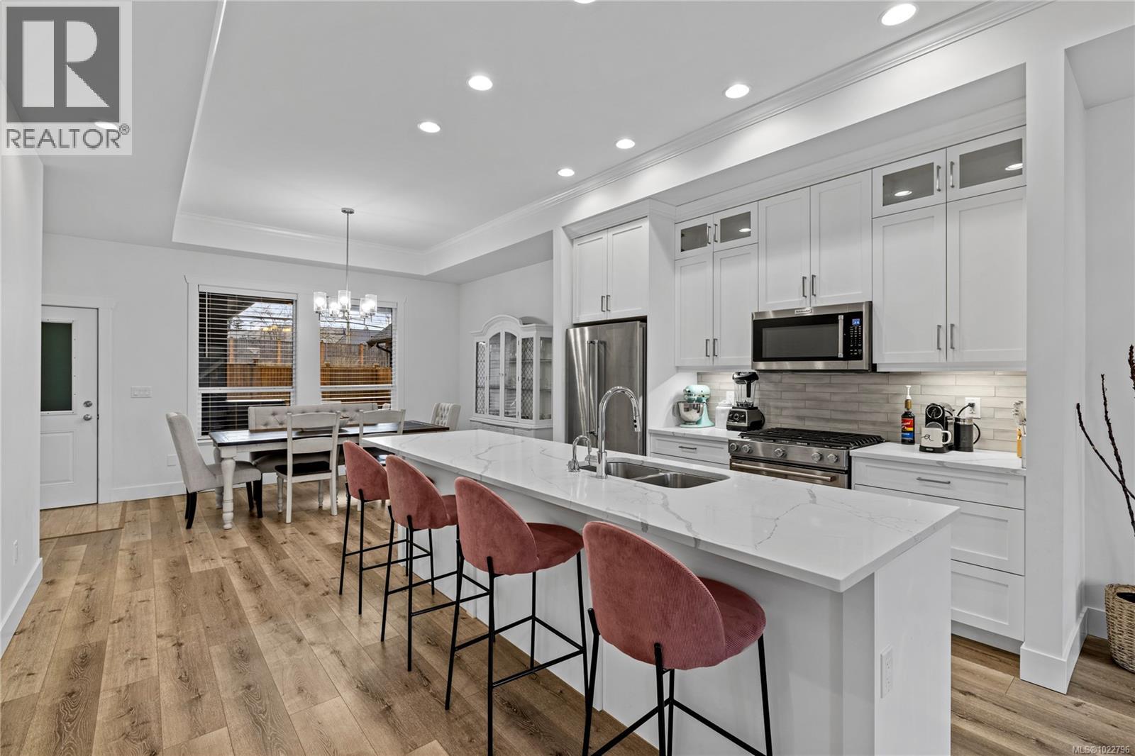 759 Briarwood Dr, Parksville