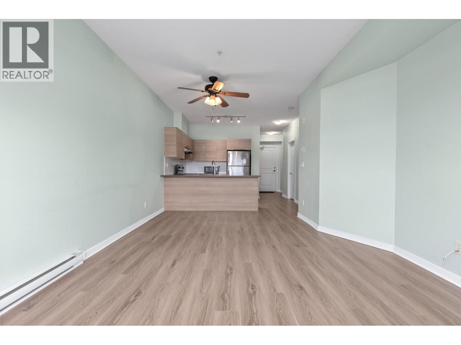 209 7445 FRONTIER STREET, Pemberton