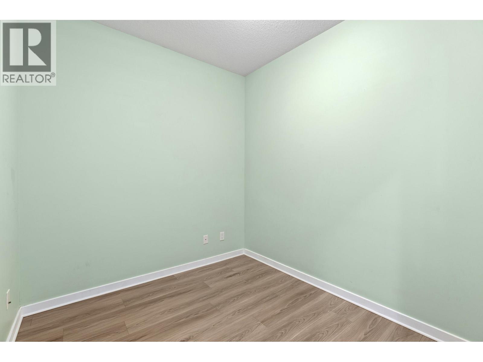 209 7445 FRONTIER STREET, Pemberton