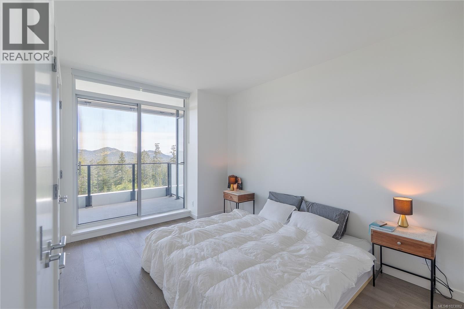 1006 2000 Hannington Road, Langford