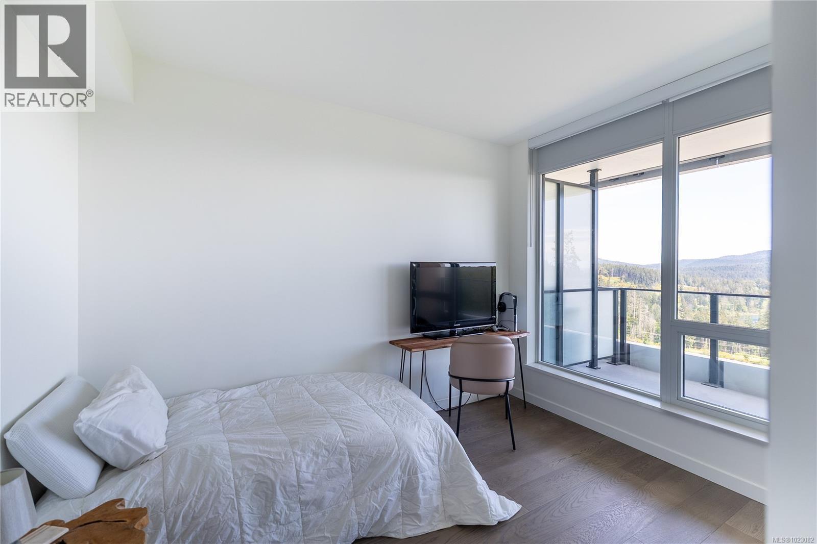 1006 2000 Hannington Road, Langford