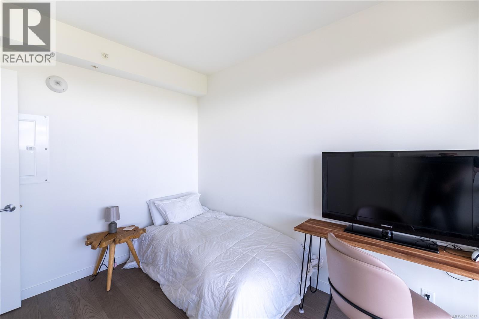 1006 2000 Hannington Road, Langford