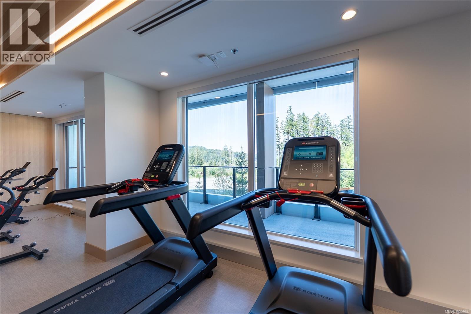 1006 2000 Hannington Road, Langford