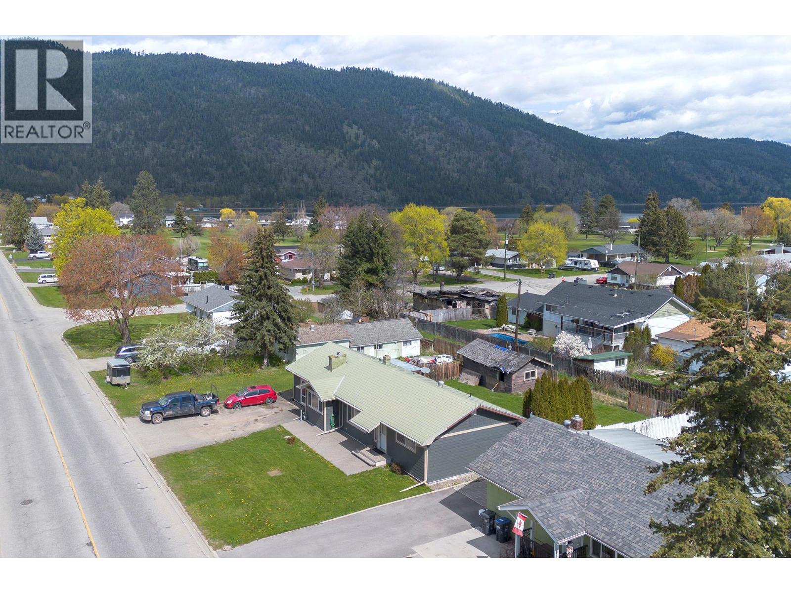 327 PINE STREET - 44