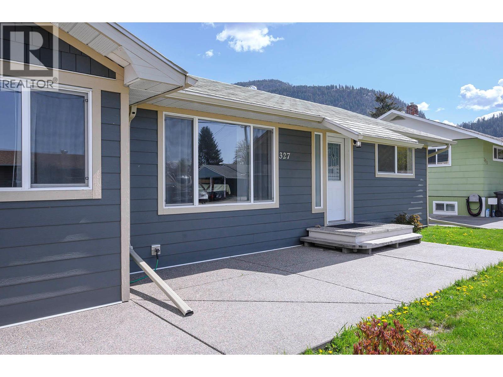 327 Pine Street - 46