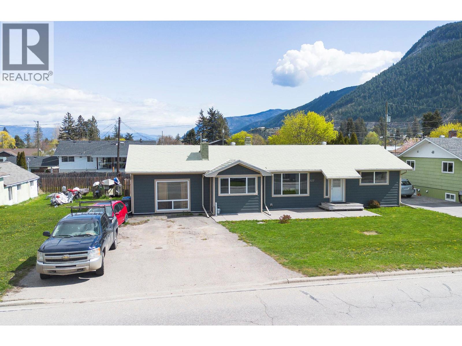 327 PINE STREET - 48