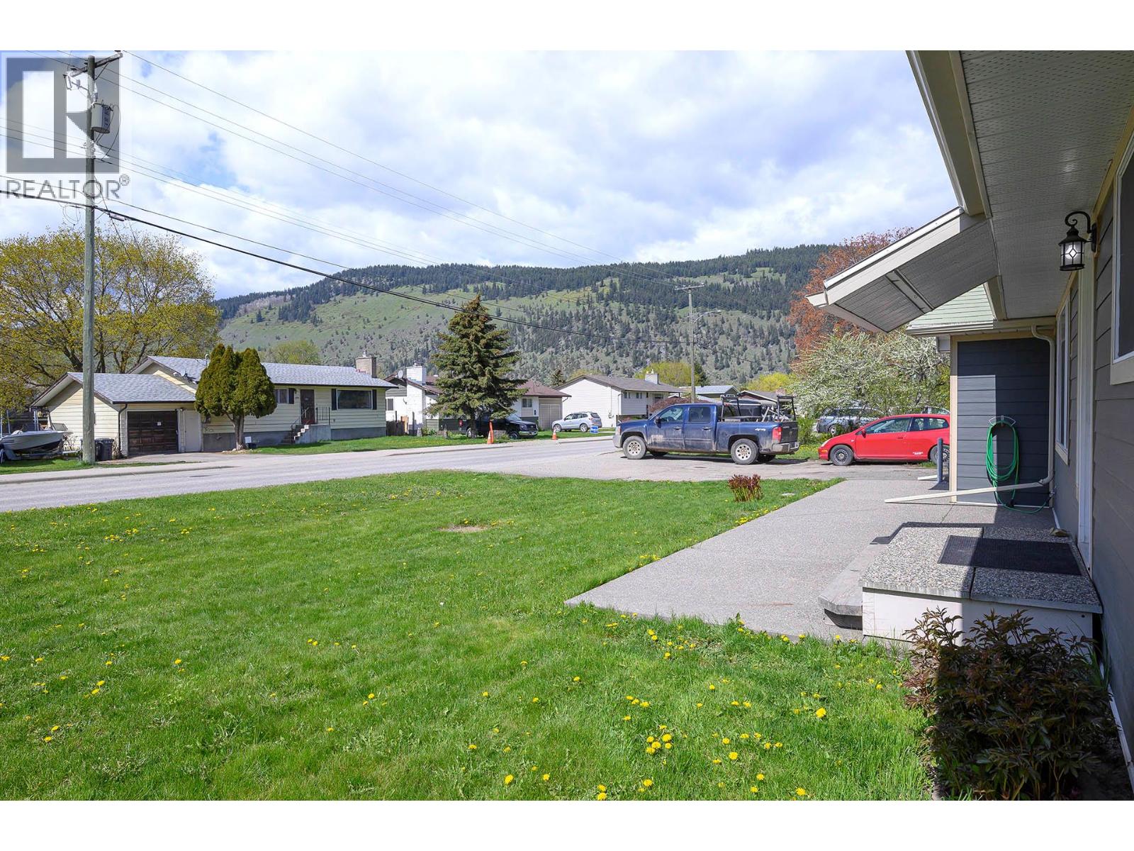 327 Pine Street - 49