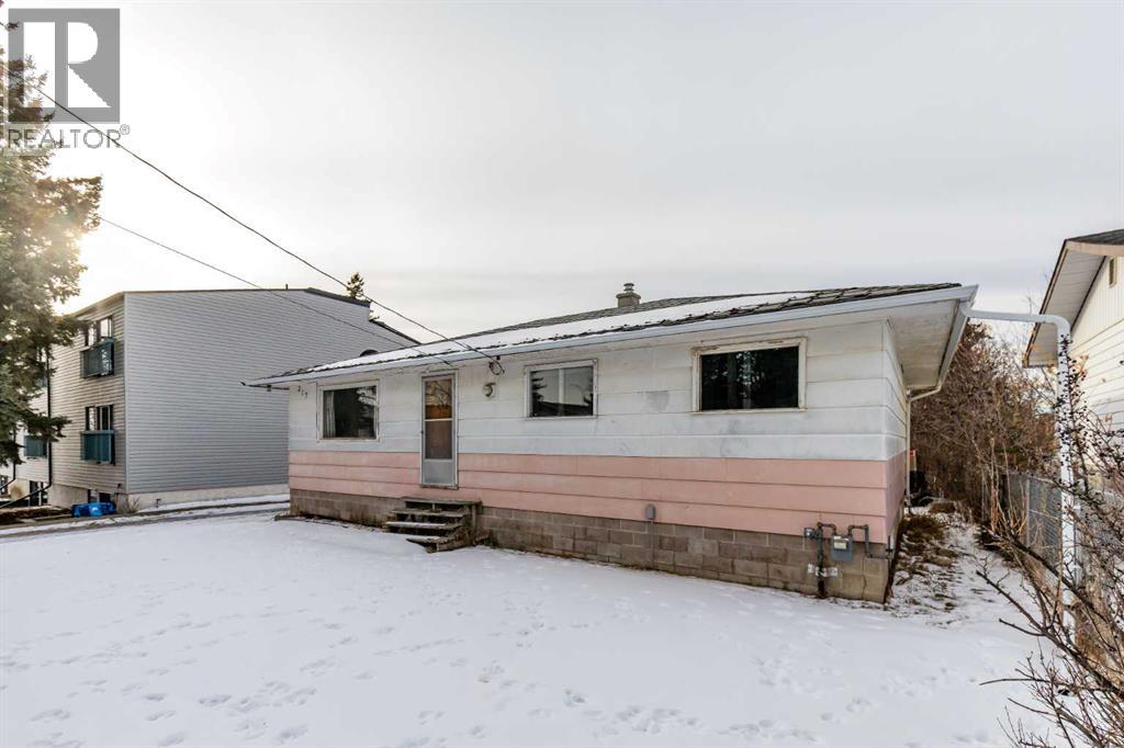 217 Ross Avenue, Cochrane