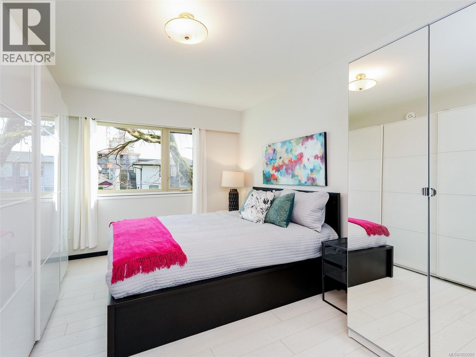 202 360 Dallas Road, Victoria