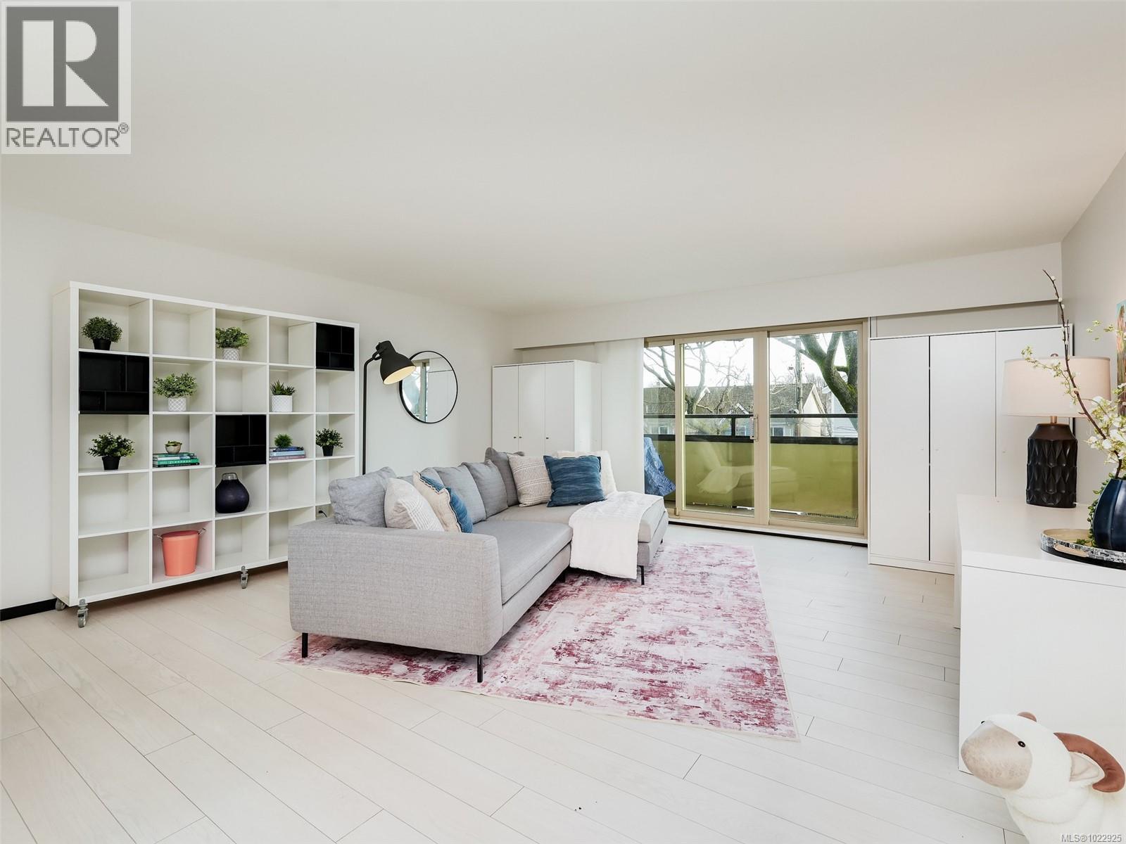 202 360 Dallas Road, Victoria