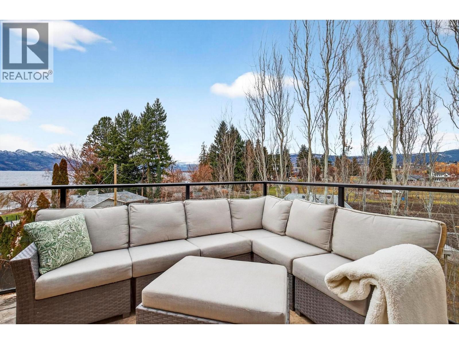 2303 4042 Pritchard Drive North, West Kelowna