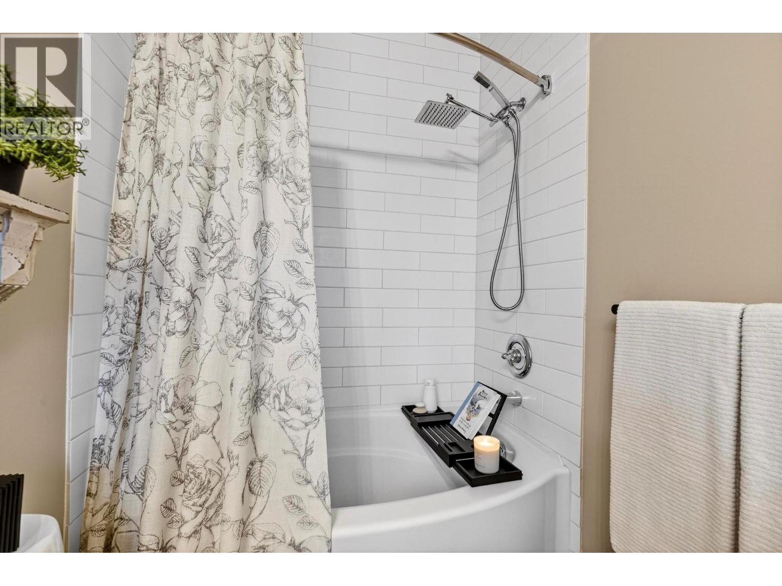 2303 4042 Pritchard Drive North, West Kelowna