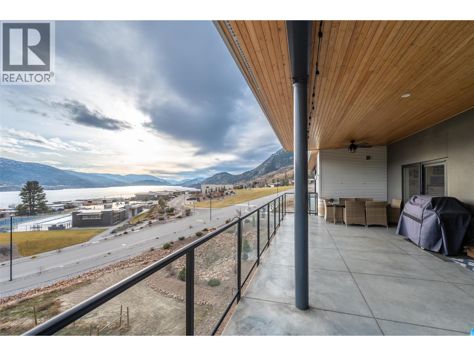 100 Vista Way Unit# 142, Penticton