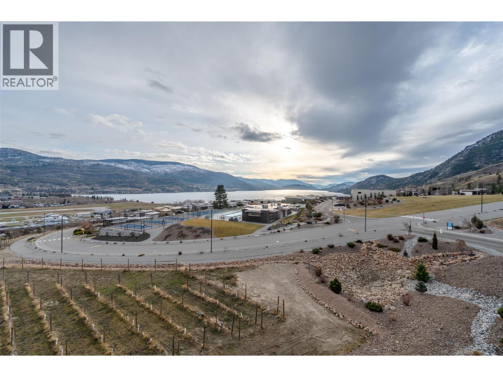 100 Vista Way Unit# 142, Penticton