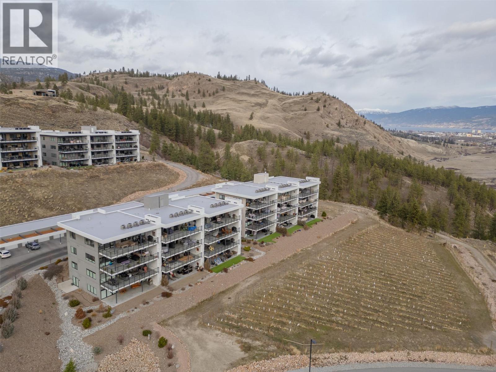 100 Vista Way Unit# 142, Penticton