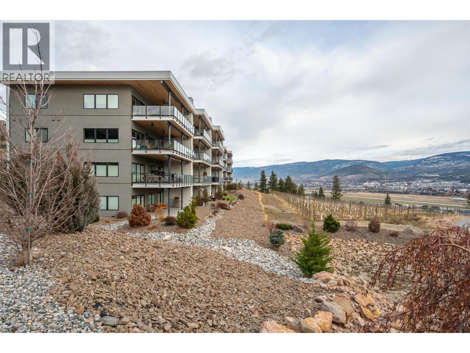 100 Vista Way Unit# 142, Penticton