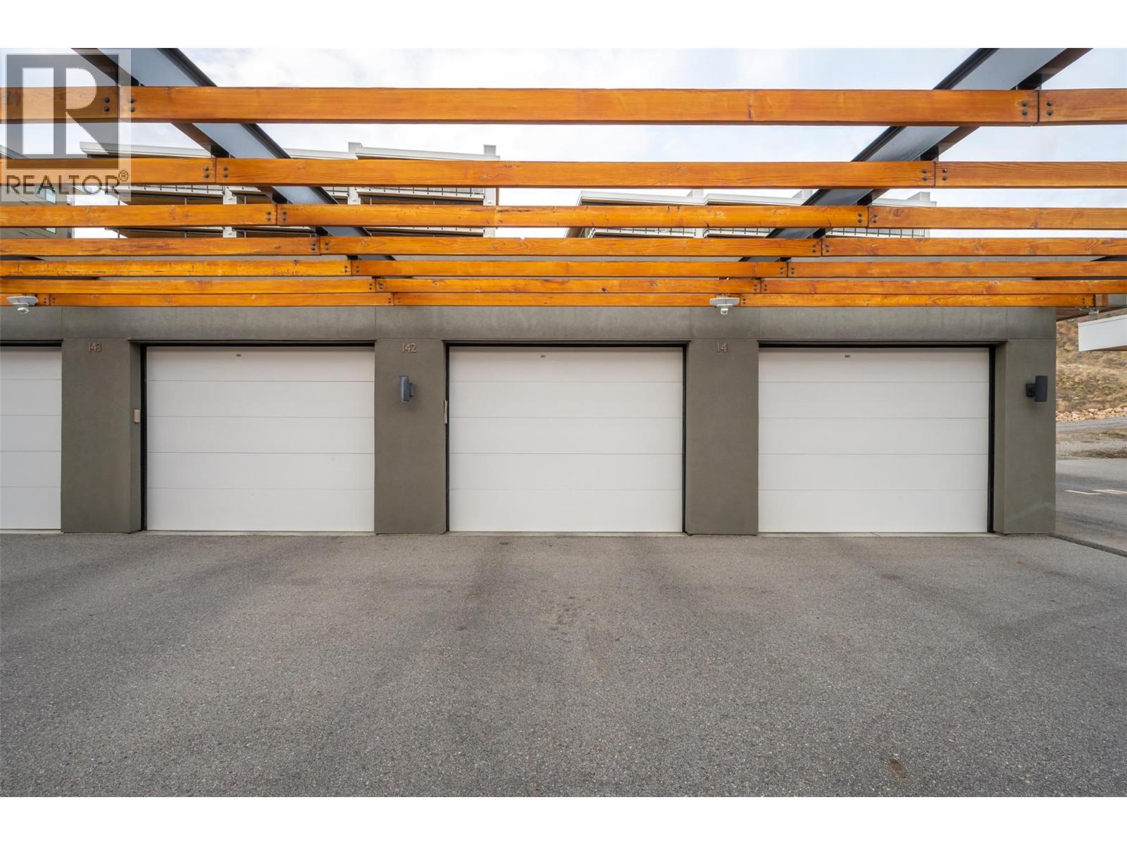 100 Vista Way Unit# 142, Penticton